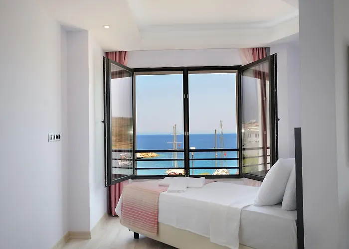 达特恰蓝宝石酒店 4*